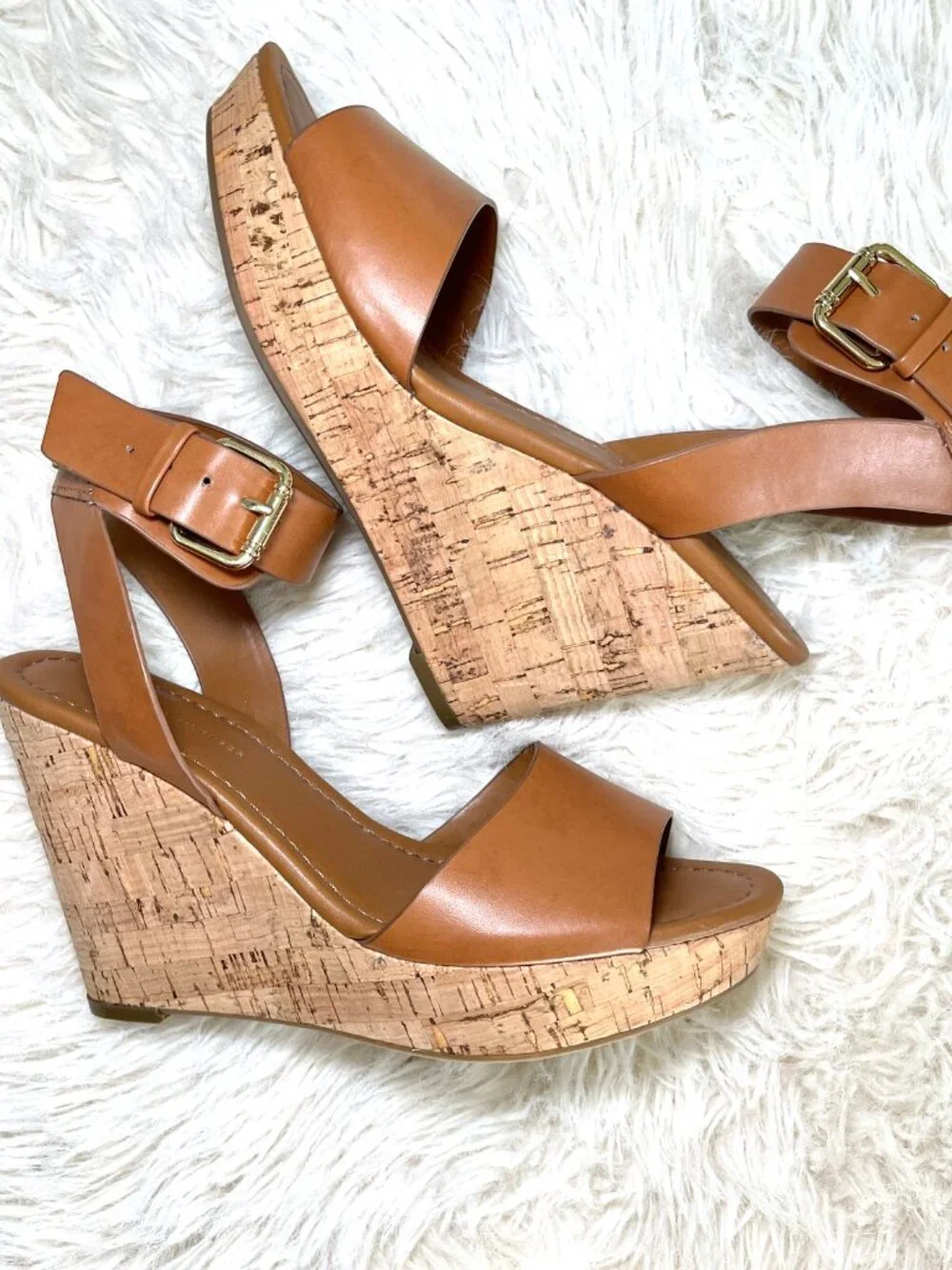 Tommy Hilfiger Tan Cork Wedge Sandals – New / Never Worn - Sz 7.5 - Picture 5 of 7